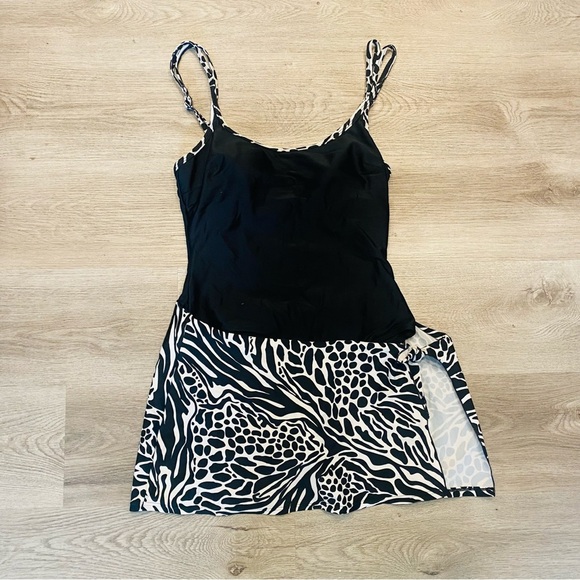 Christina One Piece Wrap Skirt Swimsuit Black & White Safari Animal Print 10 - Picture 2 of 12